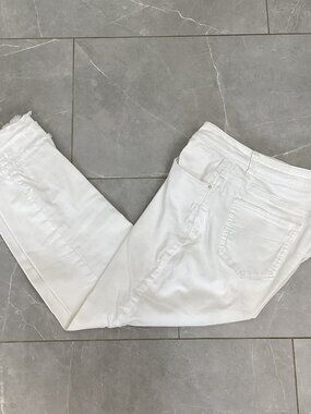 Charlie White Cropped Pants With Raw Hem Fringe Detail – sz 10